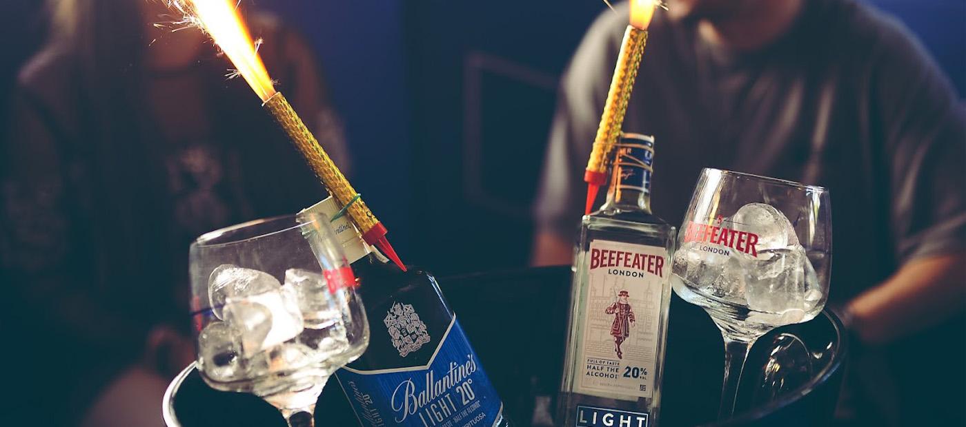 Cocktails serviert in der Coctelería UPS Shisha & Cocktail