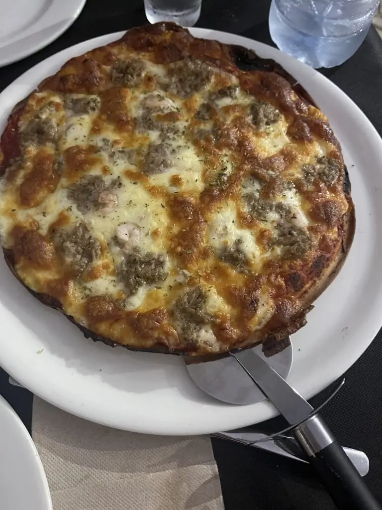 RESTAURANTE-PIZZERÍA El Capriccio del Perlita. in Plaza Bohemia, 1, entorno del km 3,2, 30380 La Manga del Mar Menor, Murcia, España