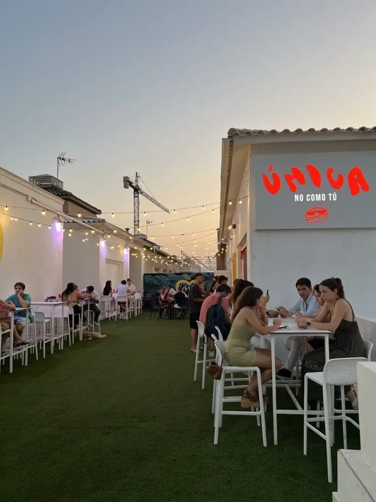 Única Burger Las Dunas in Complejo Comercial las Dunas, Ctra. de la Manga, Primer Piso, 30370 Cabo de Palos, Murcia, España