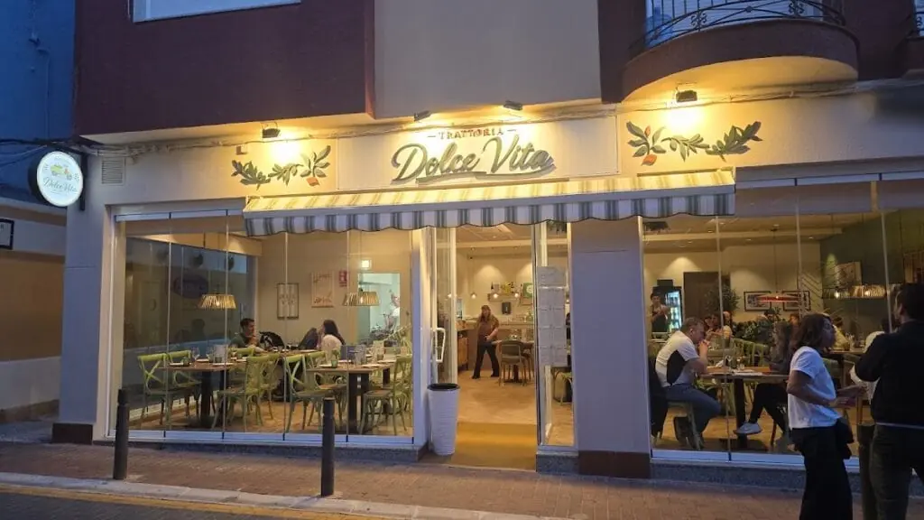Trattoria Dolce Vita in C. Marín, 8, 30370 Cabo de Palos, Murcia, España