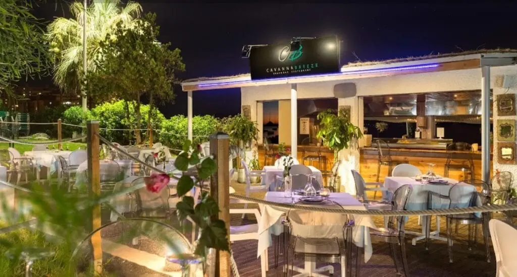 Chiringuito Cavanna Breeze à Pl. del Cavanna, 30380 La Manga, Murcia, España