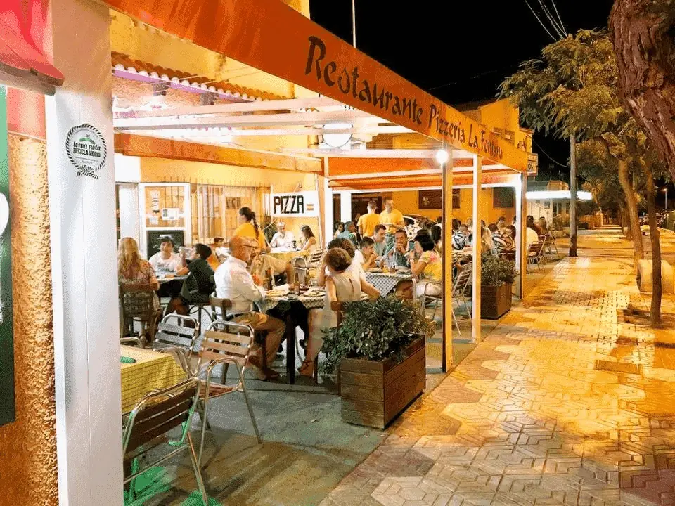 Restaurante Pizzería La Fontana in Pizzeria Restaurante La Fontana, Calle Muro de la Sal, Cabo de Palos, España