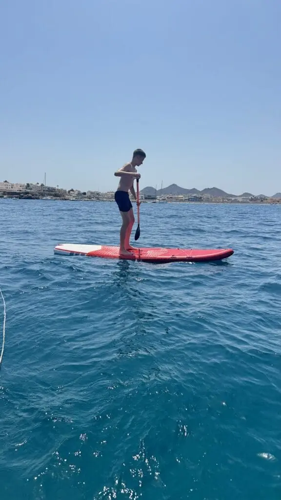Liegeplatz des Segelboots von Alina Sailing in Tomás Maestre