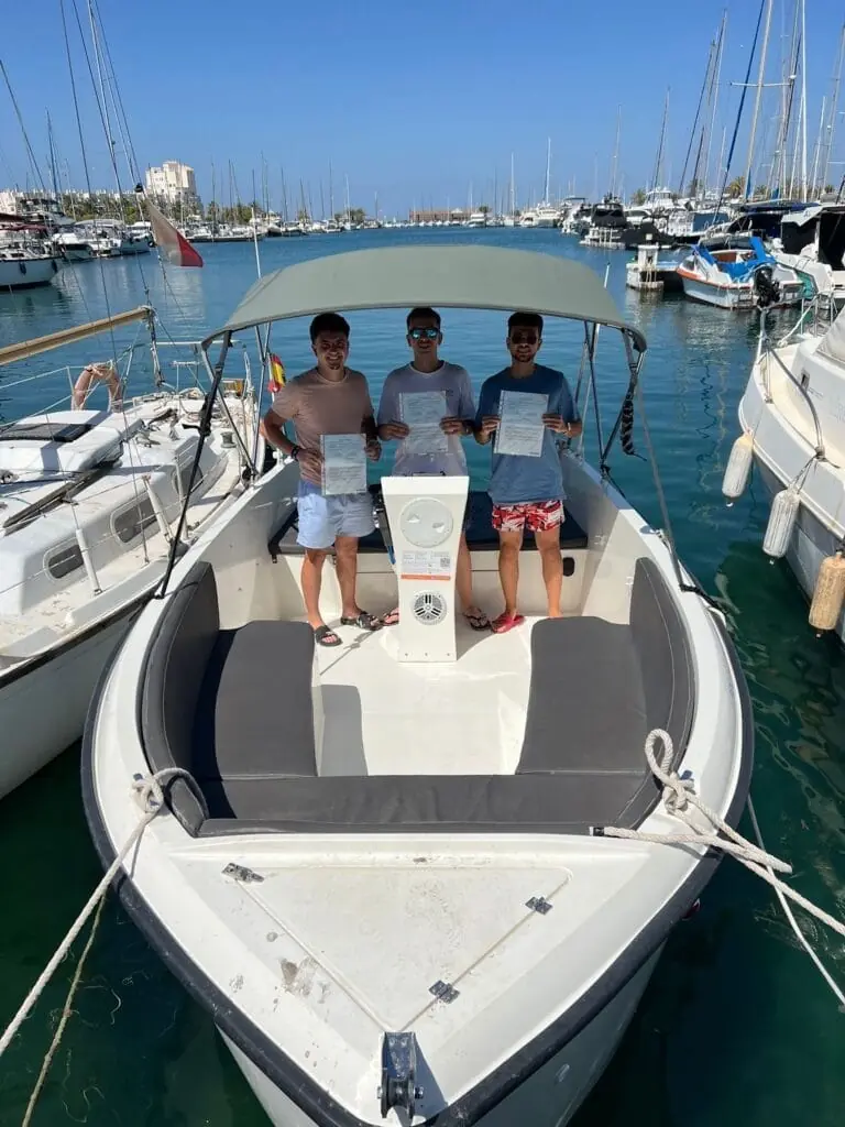 Escuela Náutica Ortega practical boating training in La Manga del Mar Menor
