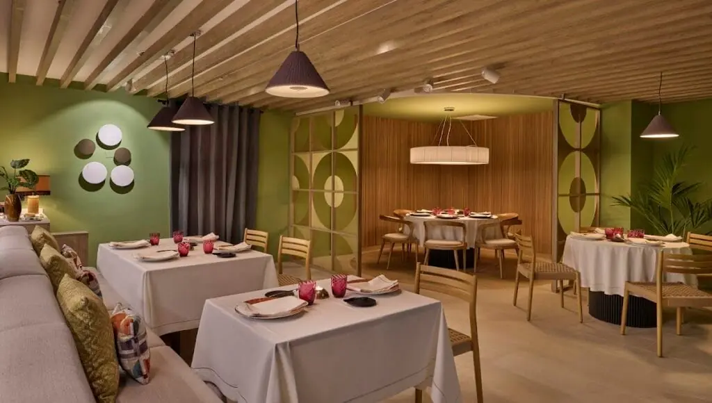 Dining room at Amapola in the Grand Hyatt La Manga Club