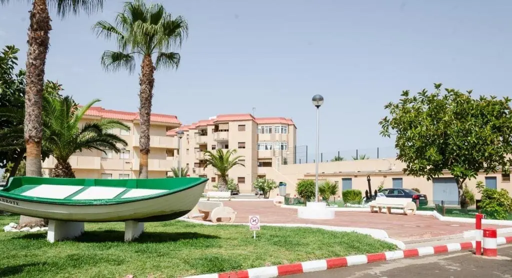 Wohn- und Essbereich von Apartamentos Tesy in La Manga del Mar Menor