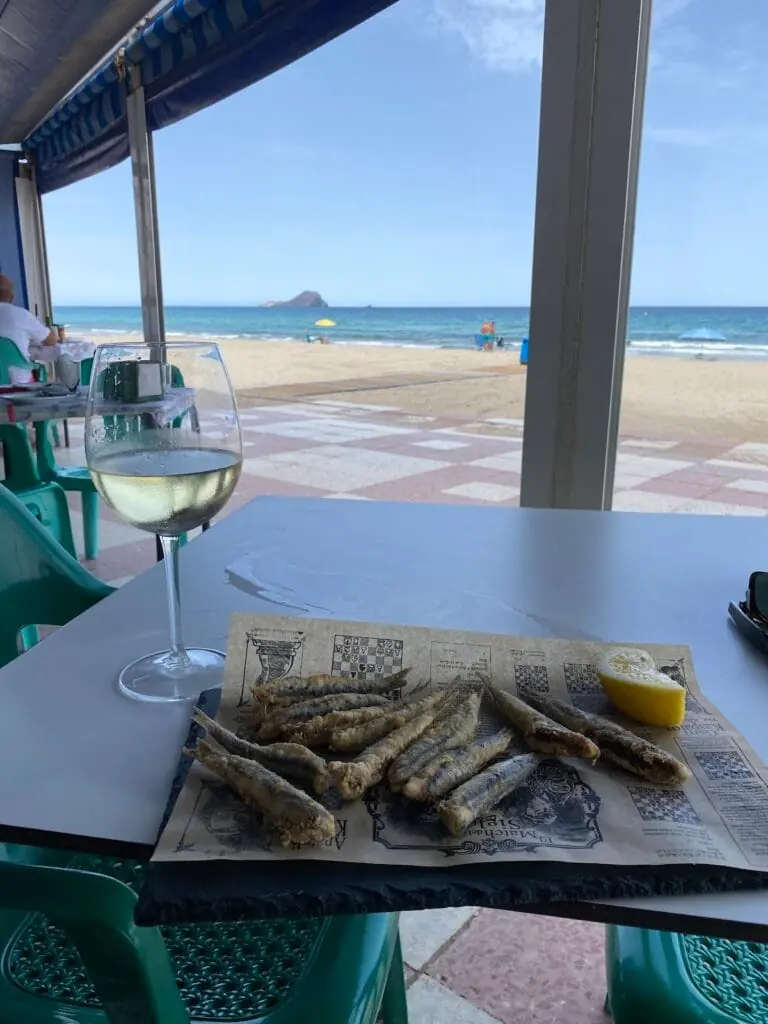 Innenraum der Bar Rigomar, La Manga