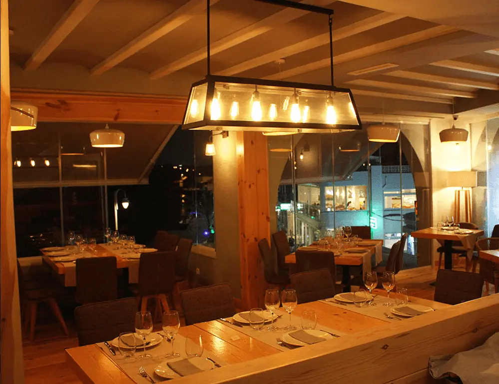 Bocana De Palos à Cabo de Palos : salle du restaurant