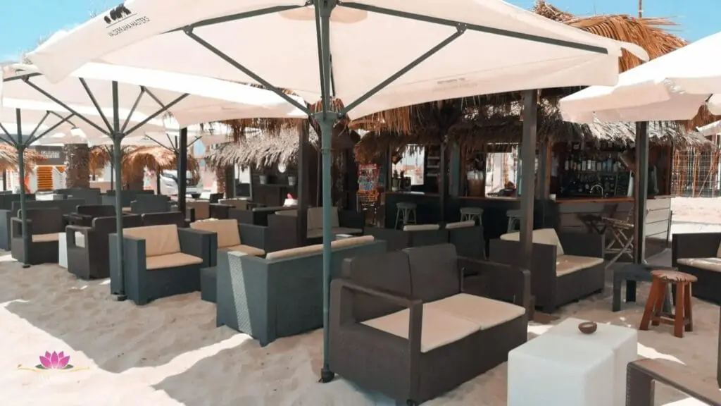Cocktail im Chiringuito el Francés, La Manga