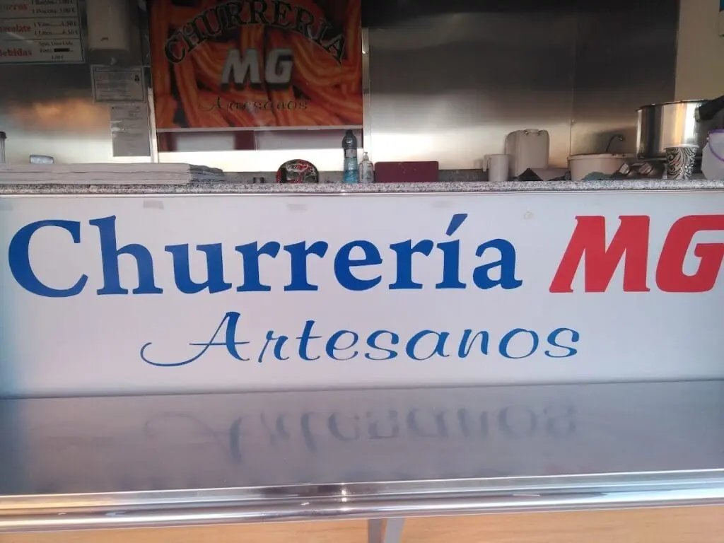 Innenraum der Churrería MG Artesanos in La Manga del Mar Menor