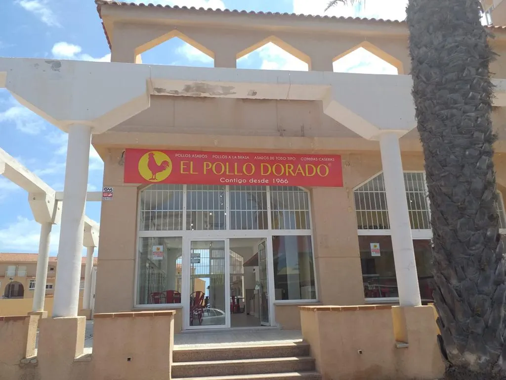 El Pollo Dorado premises in Cavanna, La Manga