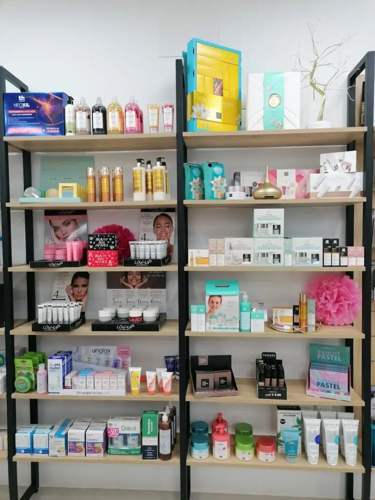 Innenansicht von Farmacia Miriam Maldonado Arcas in La Manga