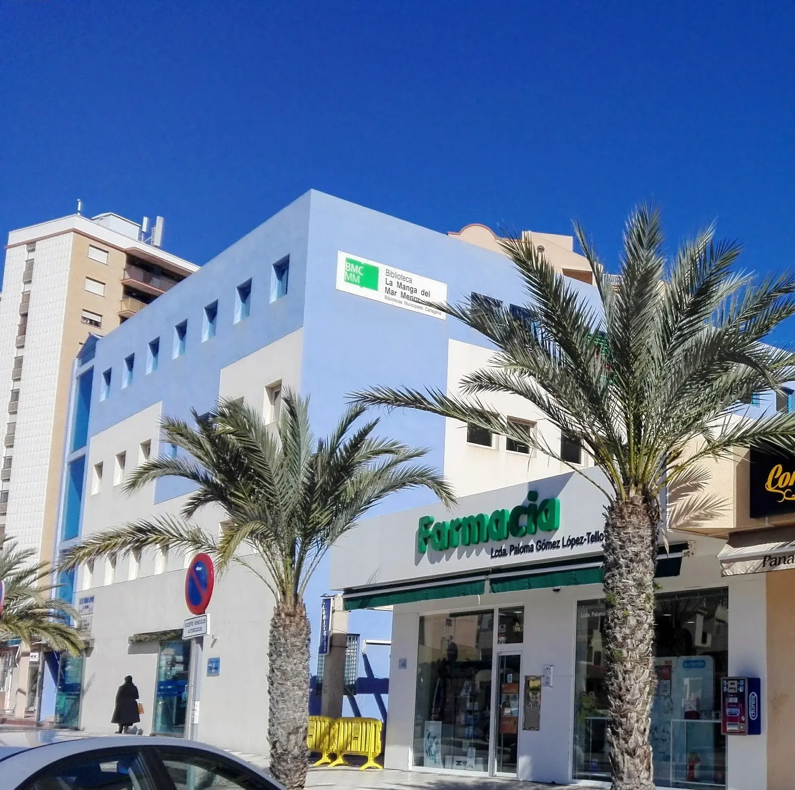 Drogerieabteilung in Farmacia Paloma Gómez López-Tello