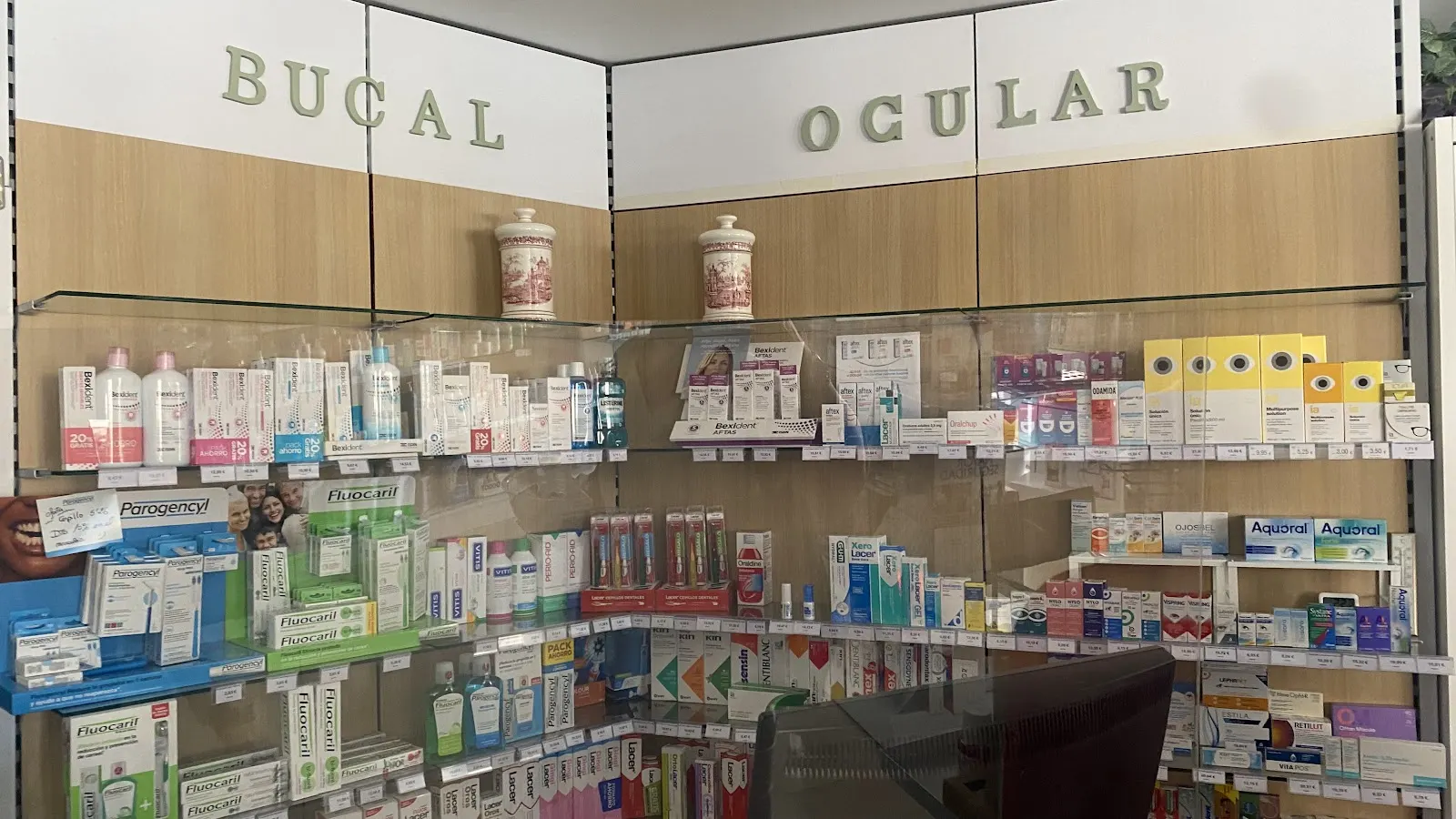 Eingang von Farmacia Zoco La Manga im Centro Comercial El Zoco
