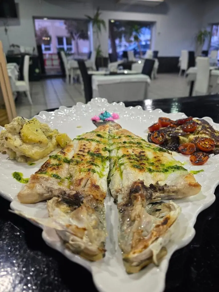 Freiduria Mar Menor in La Manga del Mar Menor: fish dish