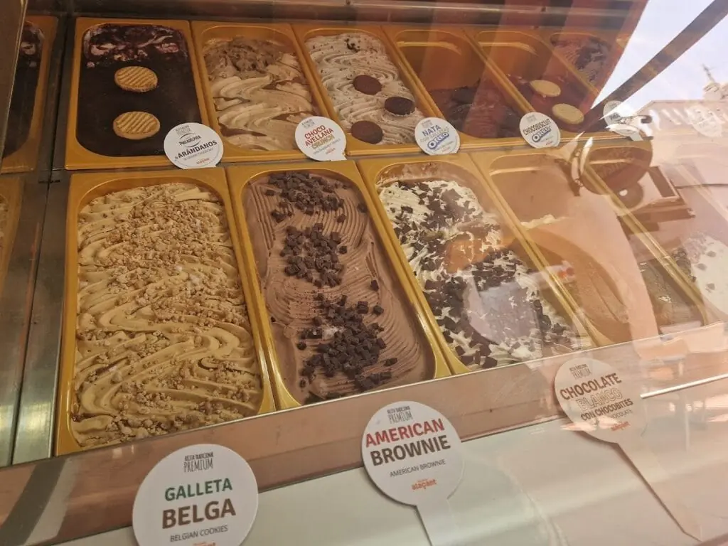 Artisan ice cream counter at Heladería San Francisco