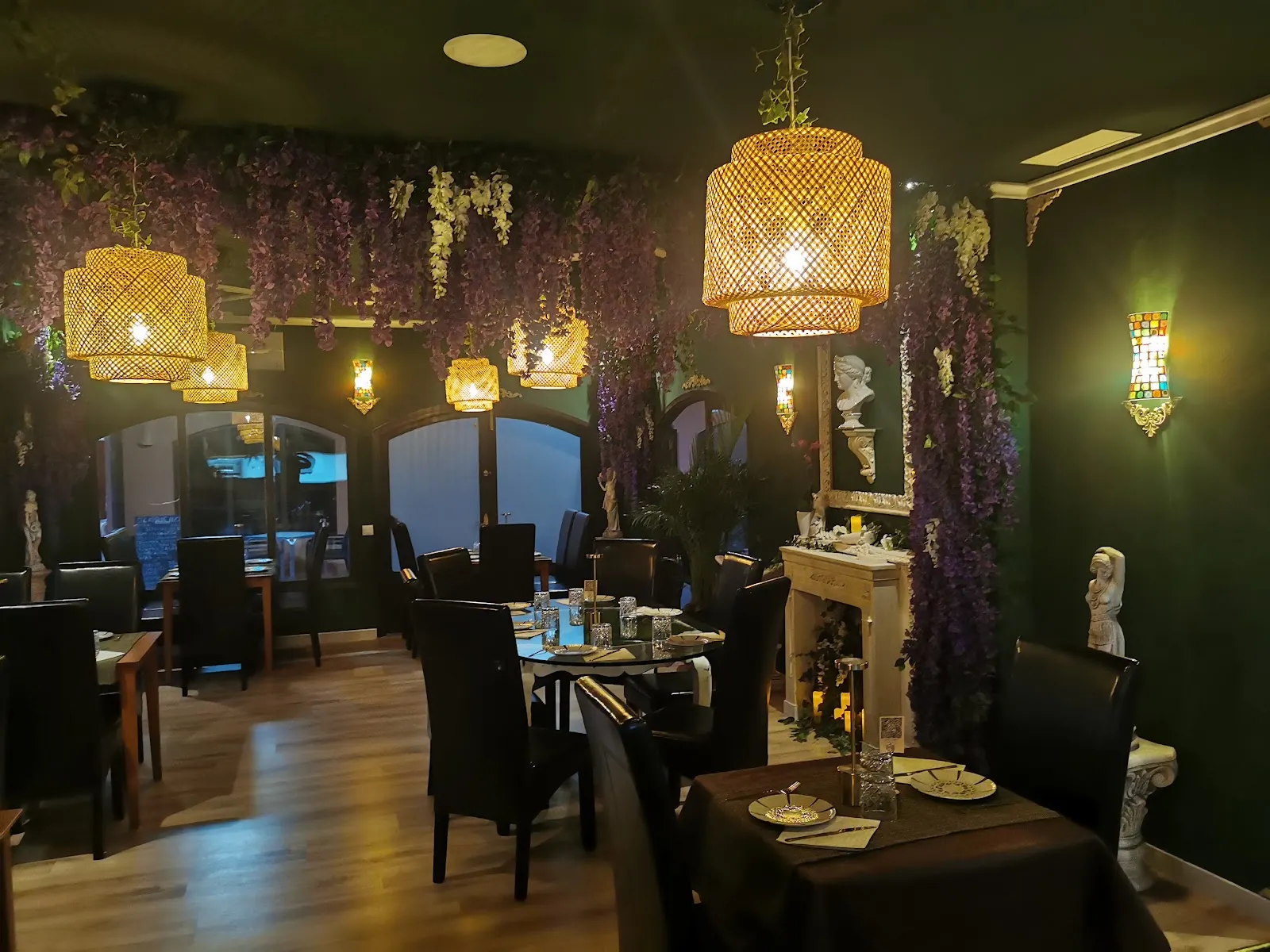 Speisesaal von LA ZORRA GOURMET, Galerías El Flamenco