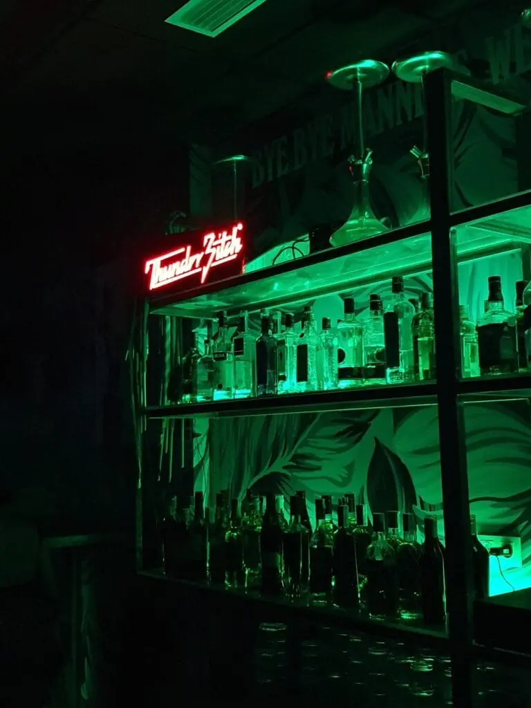 Shisha- und Cocktailbereich von Lemon, Cabo de Palos