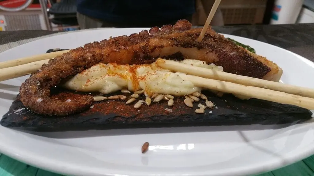 Tapa at Los Faroles, Babilonia