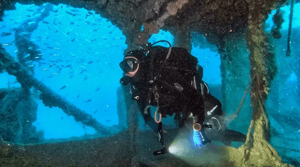 Mangamar Dive Center instructor with a diver in the Cabo de Palos Marine Reserve