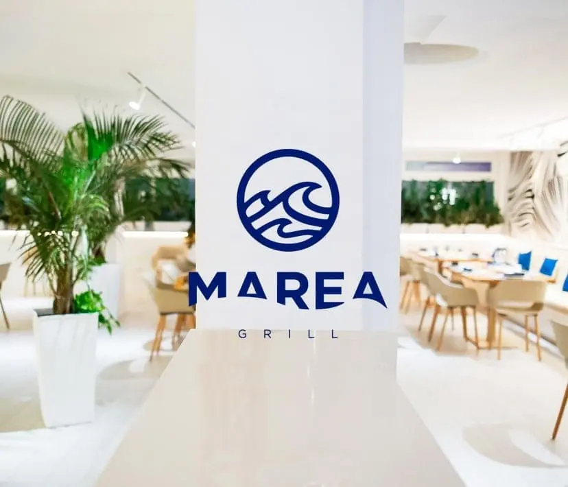 Fleisch vom Grill im Marea Grill, Urbanización Babilonia