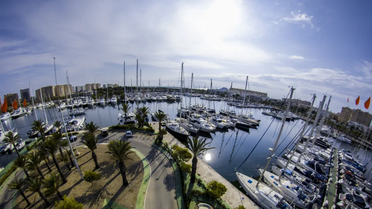 Liegeplätze in La Manga del Mar Menor