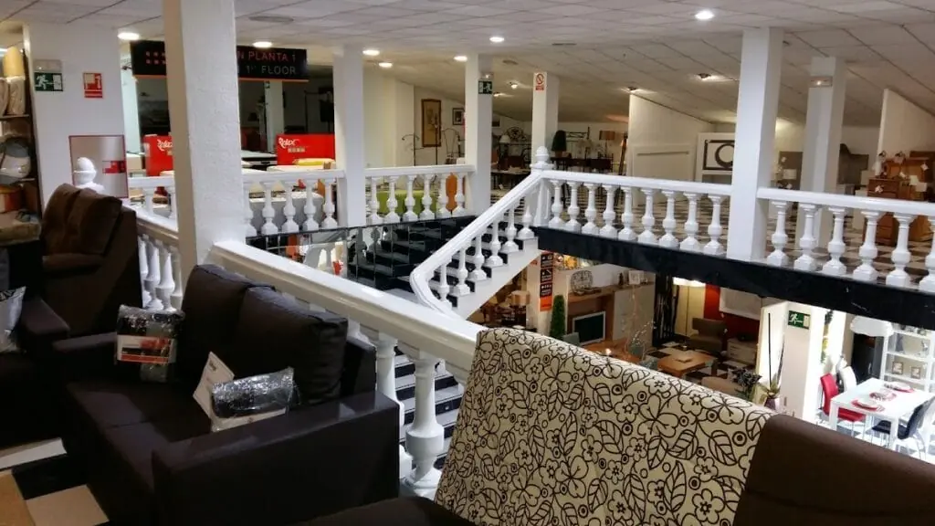 Innenraum von Muebles Belhogar, Cabo de Palos