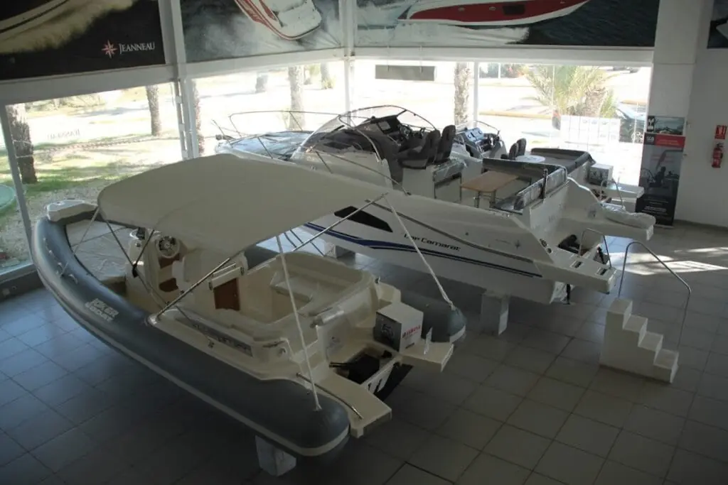 Boats supplied by Náutica Navemar