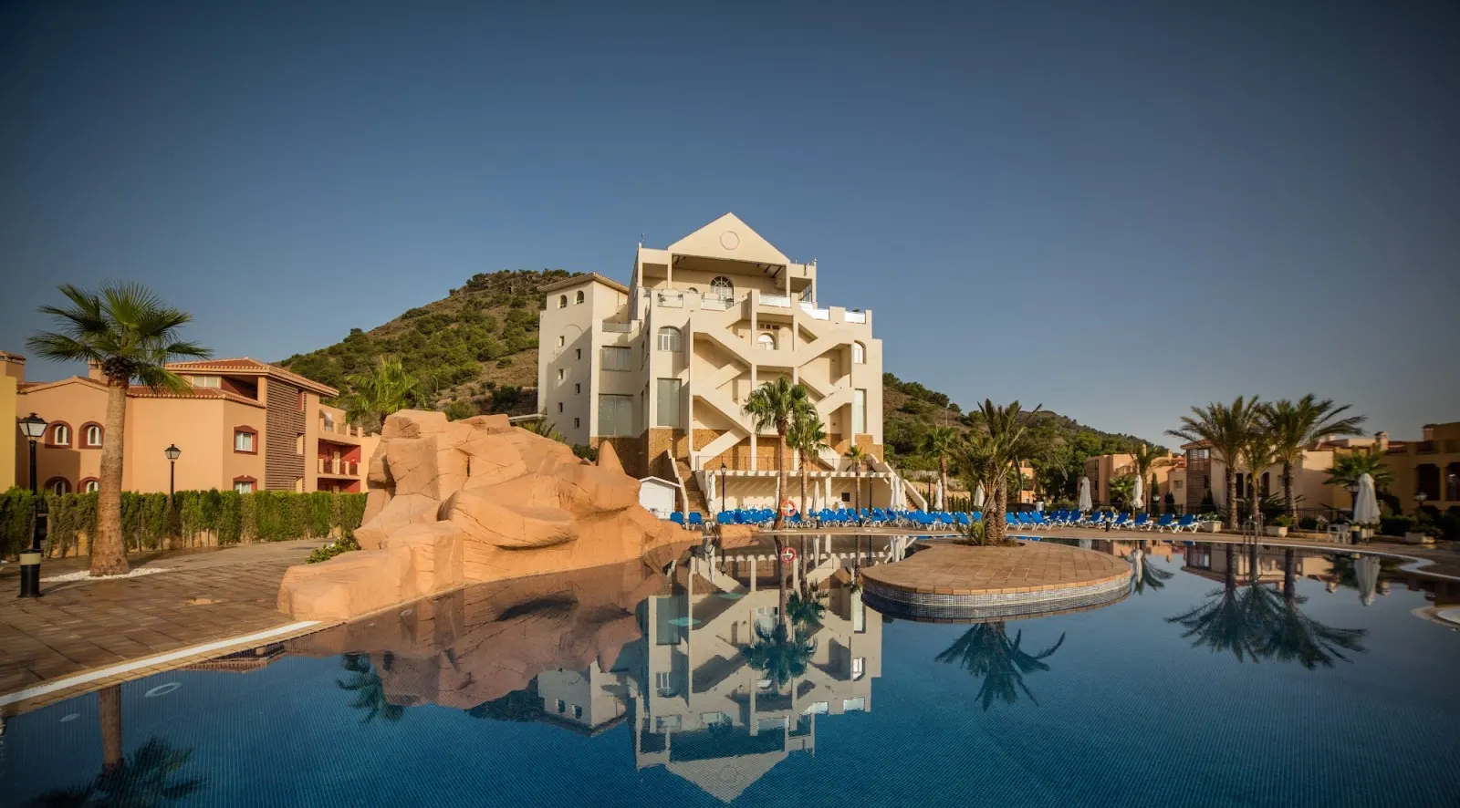 Gartenbereich von Ona Lomas Village in La Manga Club