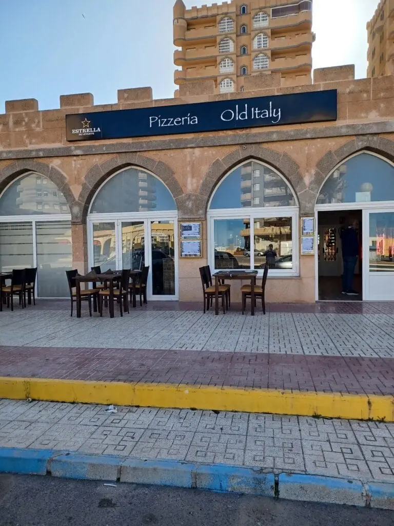 Front of Pizzeria Old Italy, Castillo de Mar, La Manga