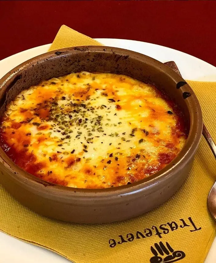 Innenraum der Pizzería Trattoria Trastevere