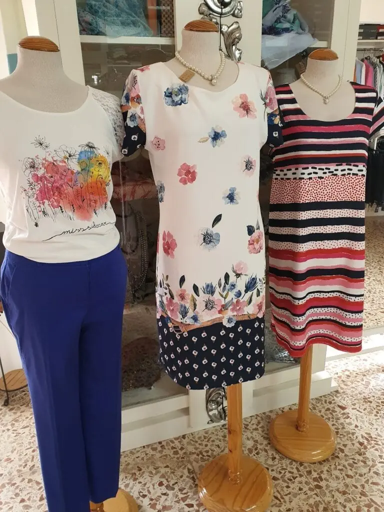 Innenansicht der Boutique Posidonia La Manga