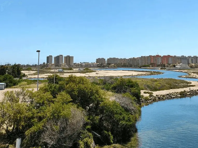 Kanal Gola del Charco neben dem Puente de la Risa