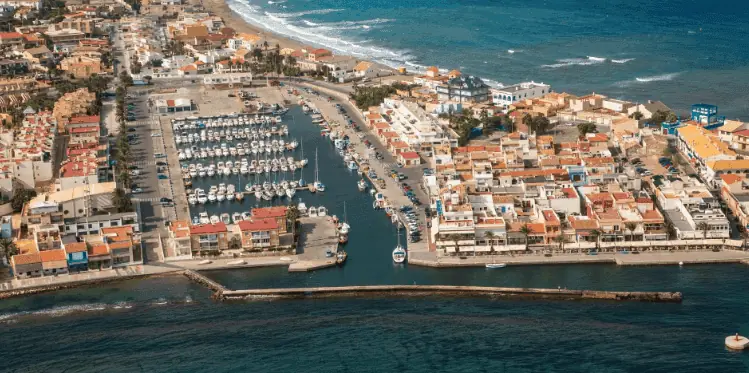 Luftbild des Hafens von Cabo de Palos