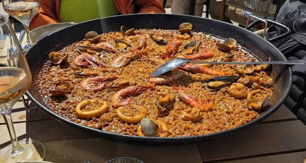 Reisgericht von Puertofino in Cabo de Palos