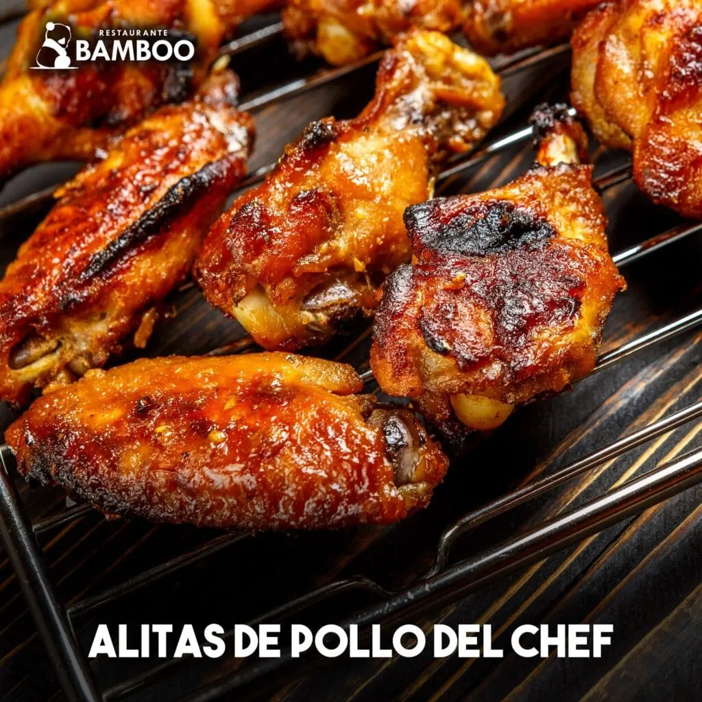 Atmosphere at Restaurante Bamboo, km 3 of La Manga