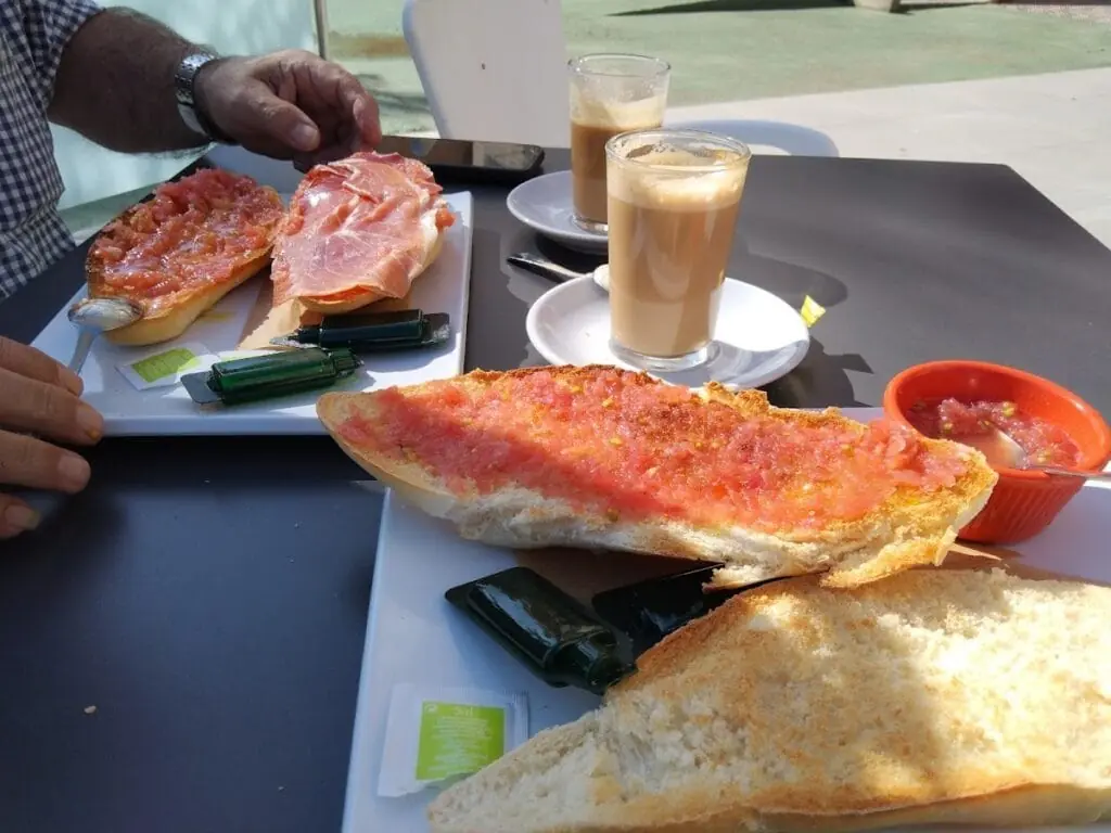 Interior of Restaurante cafetería Julietta, Playa Honda