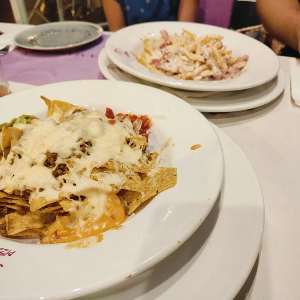 Gericht der mediterranen Küche von Restaurante La Manga Norte