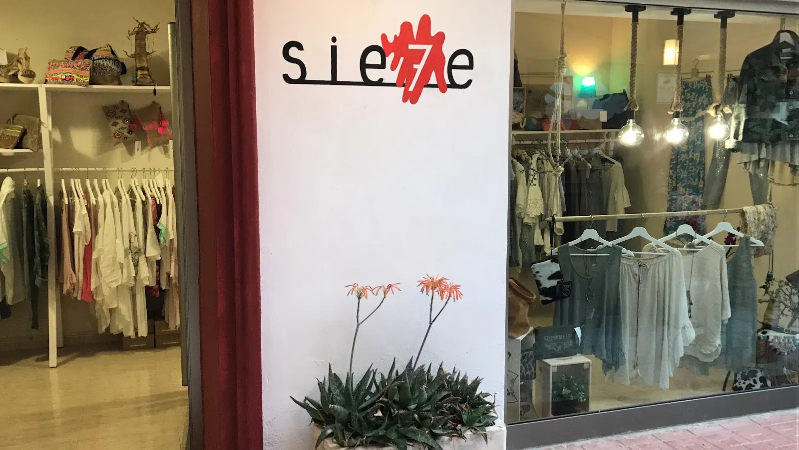 Schaufenster von Sie7e, Calle Proa