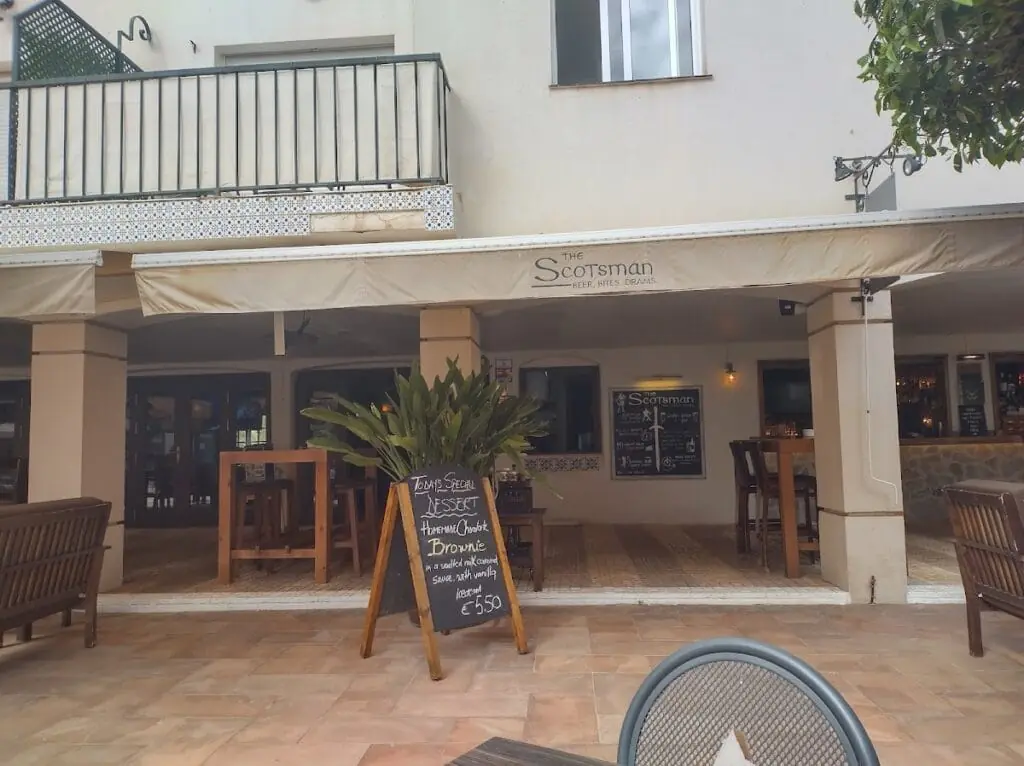 Inside The Scotsman in La Manga Club