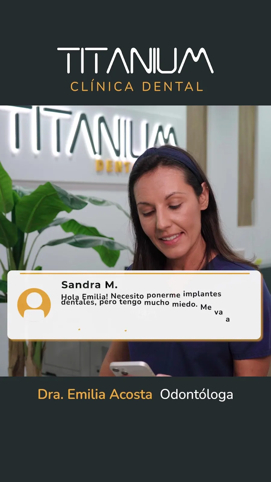 Docteure Emilia Acosta, dentiste de Titanium Dental, sur un support promotionnel