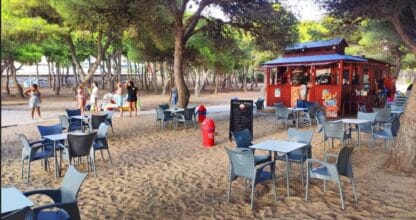 El Entorno de Emely, chiringuito en La Manga del Mar Menor