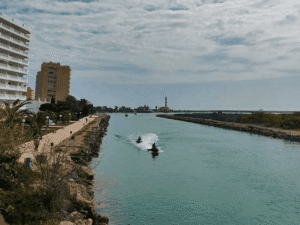 Faro del Estacio (pasado el Puente del Estacio) — Qué visitar en La Manga