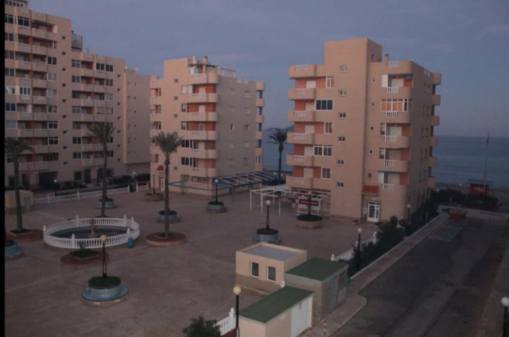 HAWAI 5 — Alojamientos en La Manga