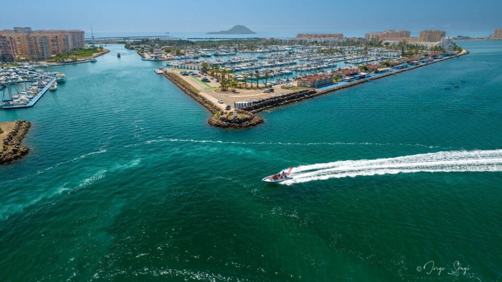 Radio Taxi Cartagena y La Manga, comercio en La Manga del Mar Menor