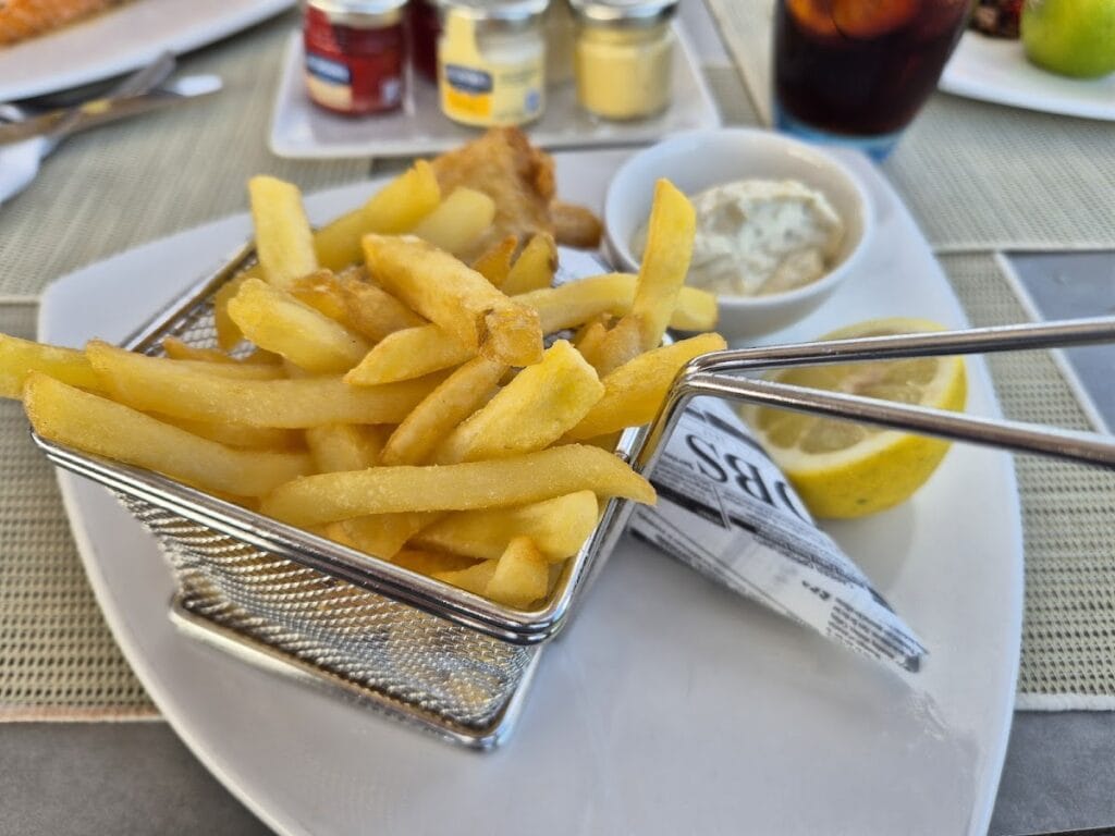 37 Spike & Sports Bar — Café/Copas en La Manga Club