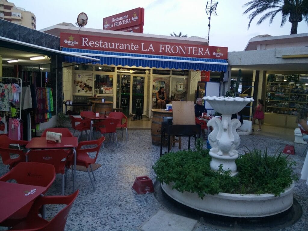 Bar La Frontera - Café/Copas en La Manga del Mar Menor