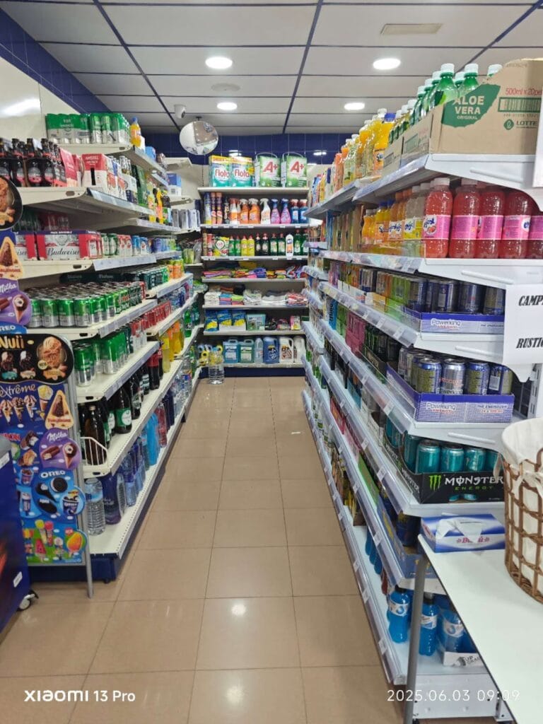 BAZAR Y SUPER 365 Dias — Comercios en La Manga Club