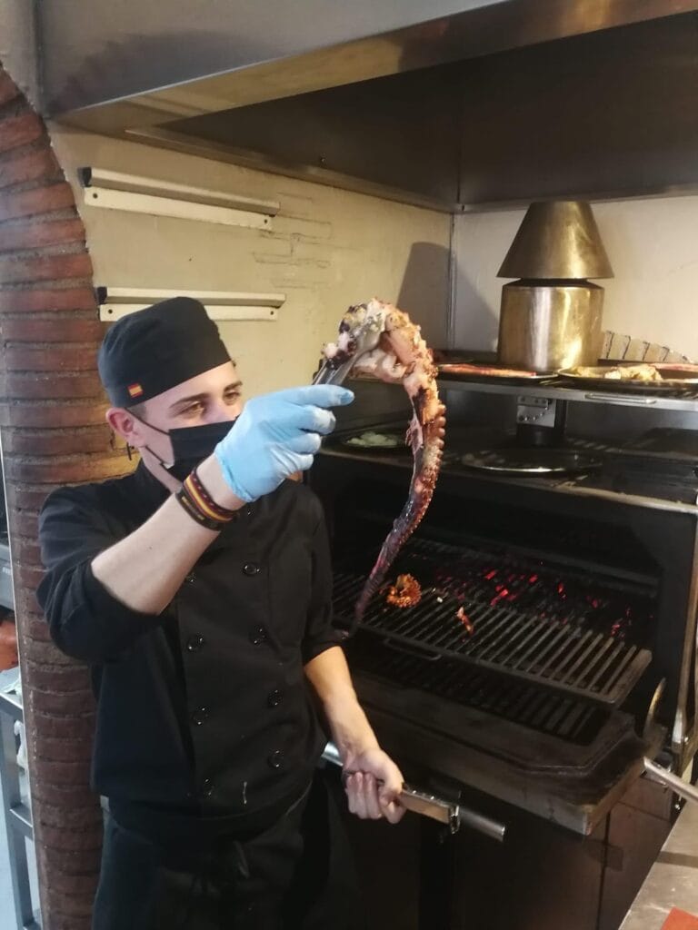 Brasería Garnacha / Restaurantes en los Belones — Restaurantes en La Manga Club