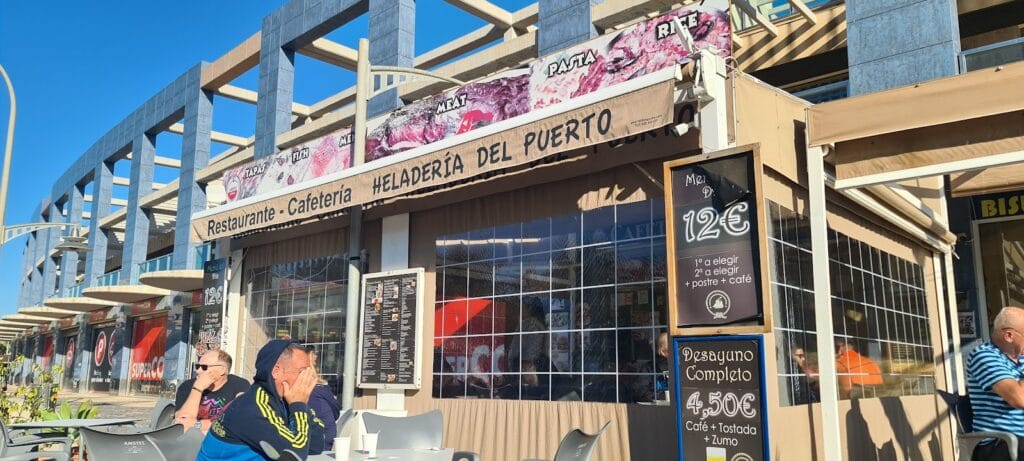 Cafetería del Puerto junto al Puerto Tomás Maestre, La Manga del Mar Menor
